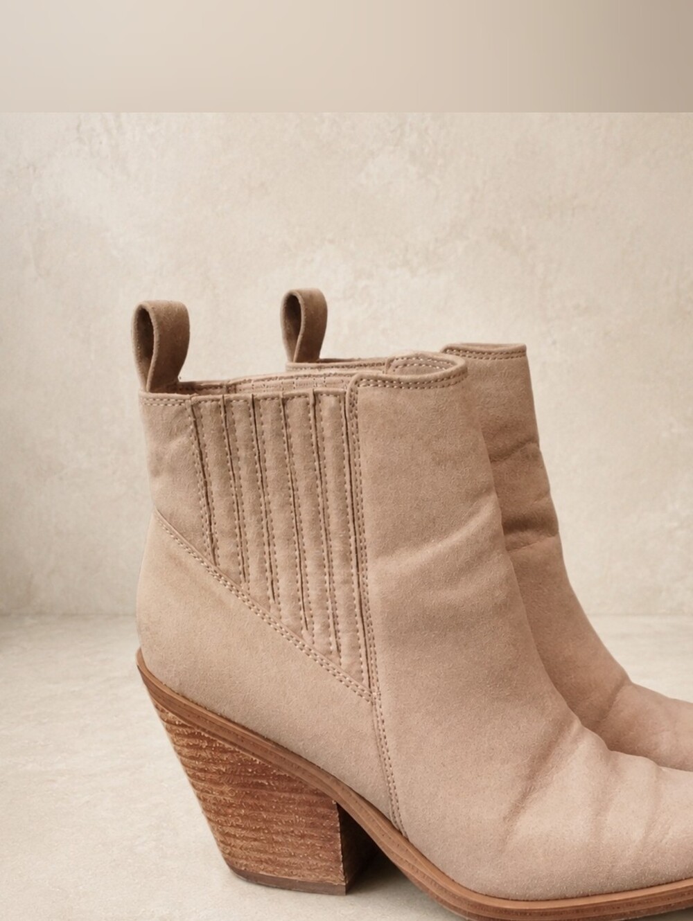 Michael Shannon Lindsay Taupe Square Toe Ankle Boots Size 8